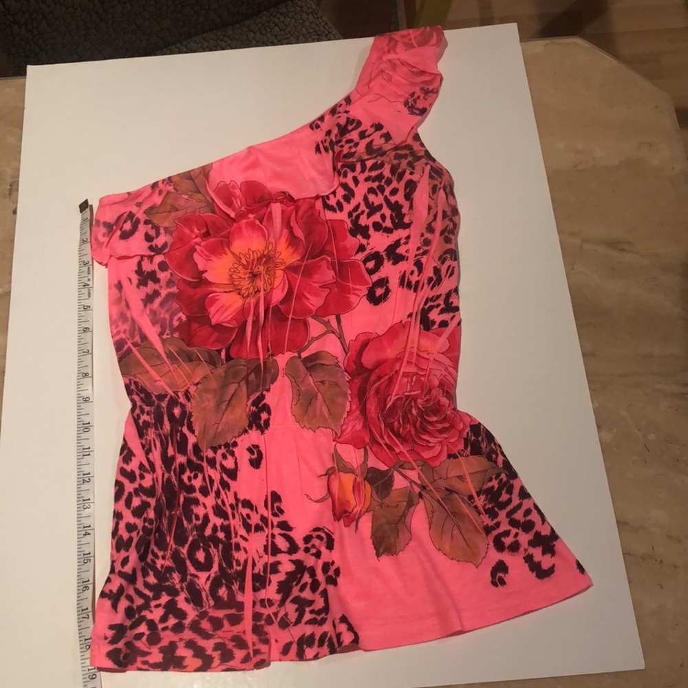 One Shoulder Ruffle Top - Picture 4 of 4